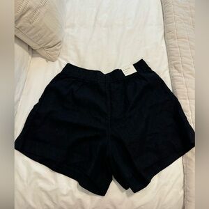 Women’s Abercrombie and Fitch Linen Shorts